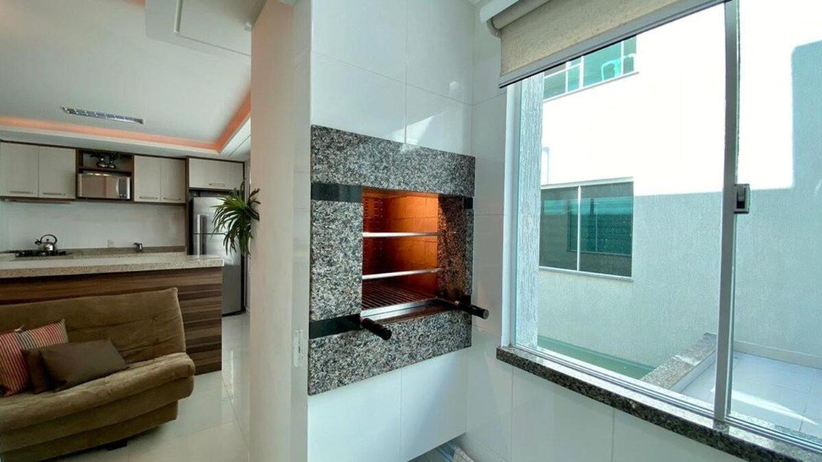 Solar Das Ilhas - Aconchegante Apartamento Na Linda Praia De 4 Ilhas Bombinhas Exterior photo